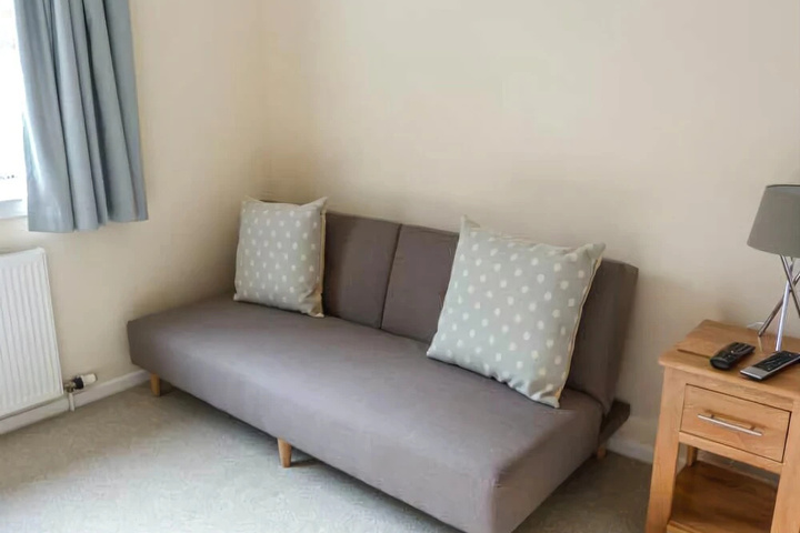 Room 2 of 12