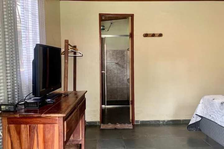 Room 8 of 66