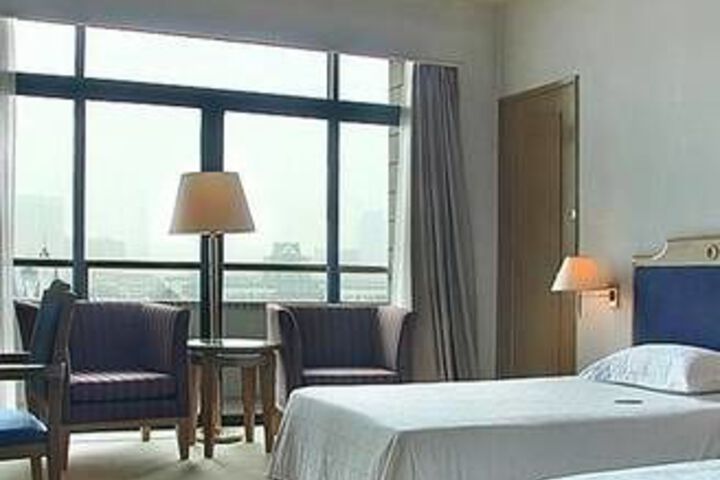 Room 49 of 115