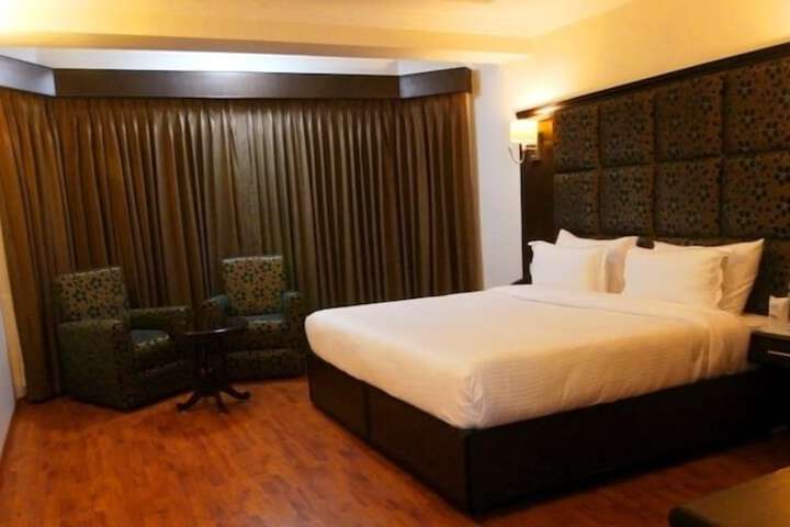 Room 7 of 26