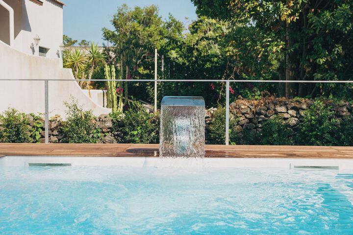 Pool 59 of 85