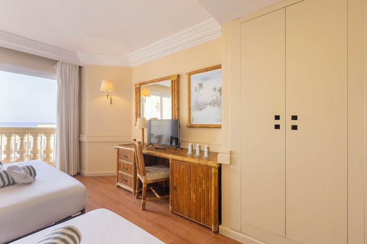 Room 15 of 47