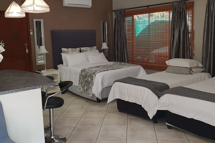 Room 5 of 49