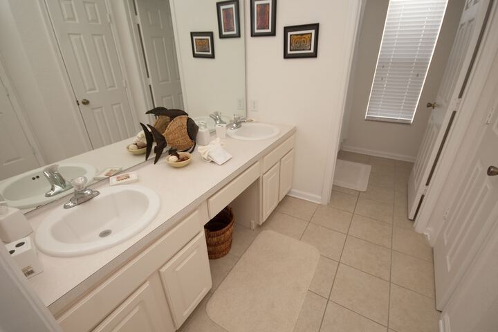 Room 15 of 52