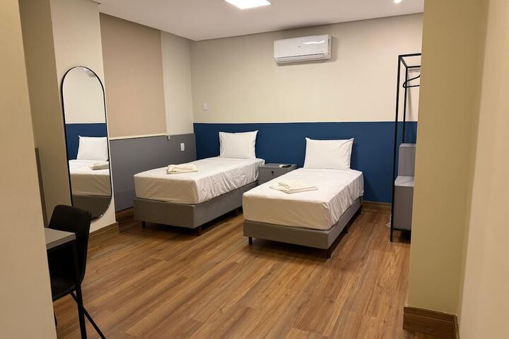 Room 7 of 26