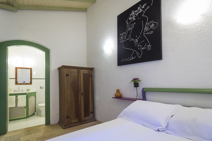 Room 15 of 139