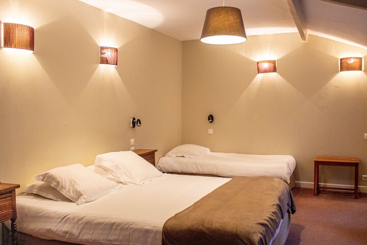 Room 20 of 68