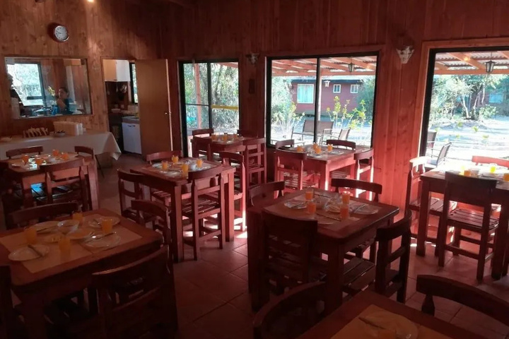 Dining 6 of 6