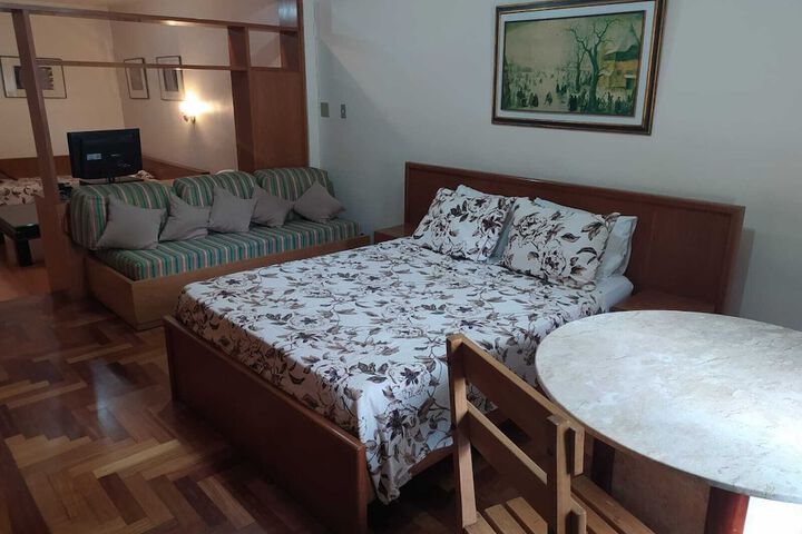 Room 6 of 46