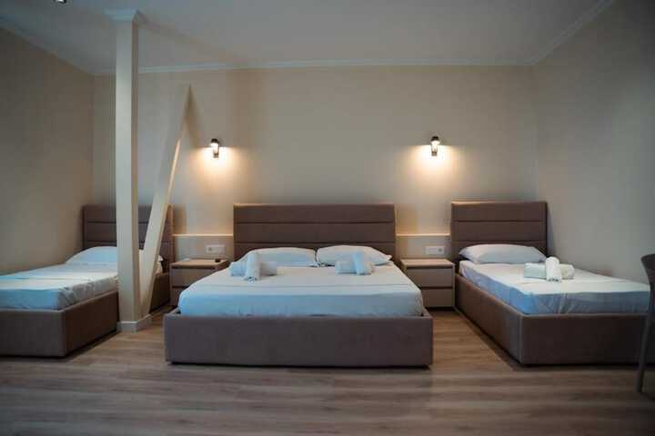 Room 2 of 54