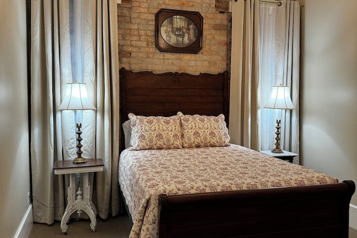 Room 6 of 47
