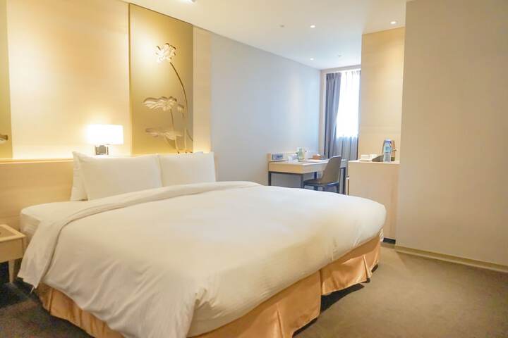 Room 54 of 105