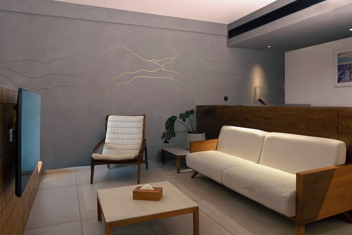 Room 18 of 73