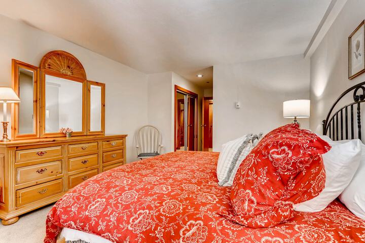 Room 15 of 83
