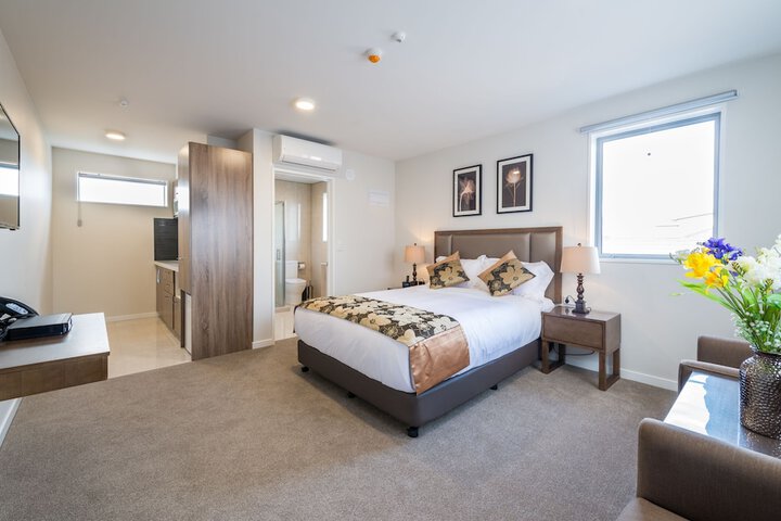 Room 7 of 36
