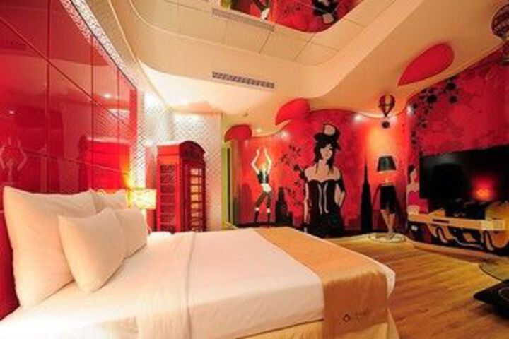 Room 84 of 118
