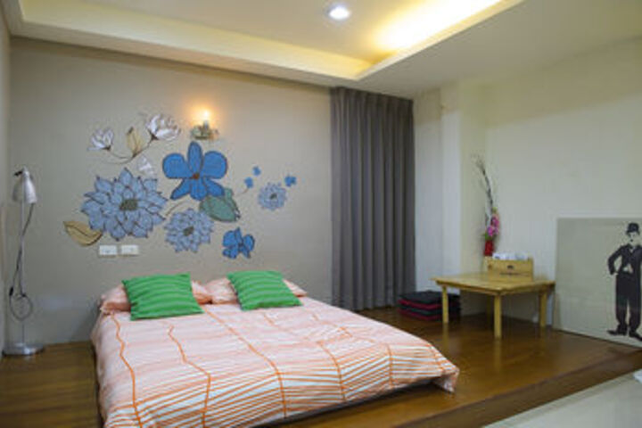 Room 14 of 20