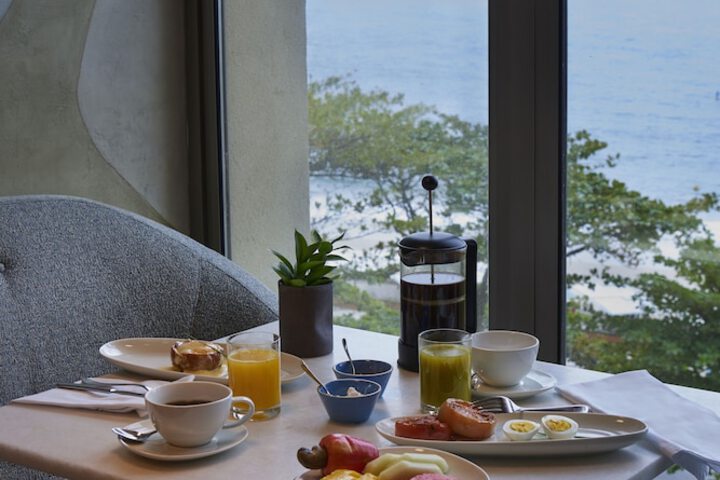 Breakfast/Coffee Service 83 of 175