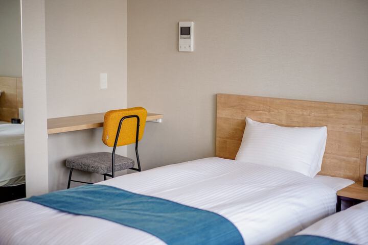 Room 45 of 146