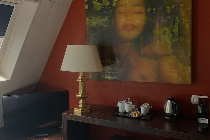 Room 40 of 221