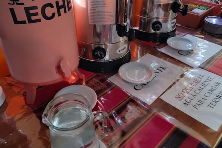 Breakfast/Coffee Service 21 of 24