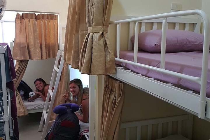Room 6 of 27