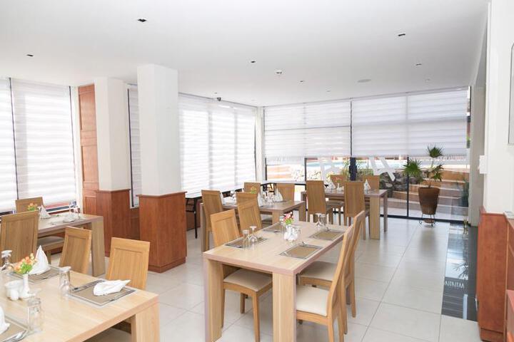 ALISA HOTEL LABONE