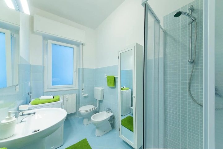 Room 8 of 26