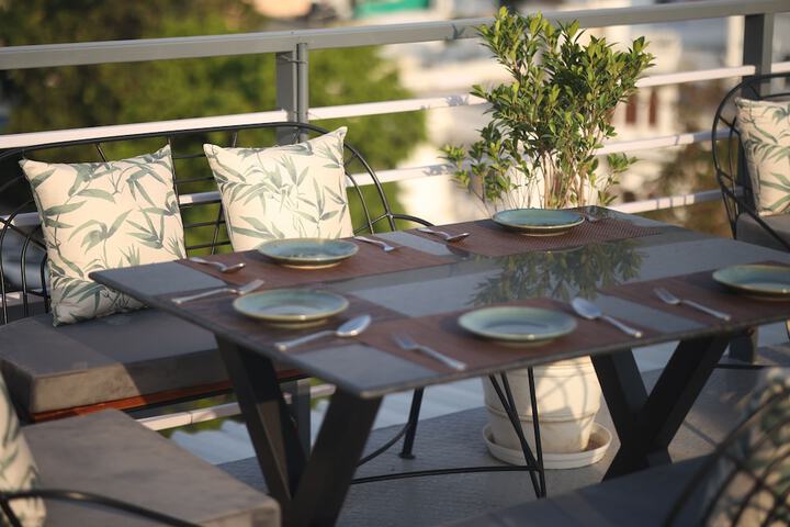 Dining Photos