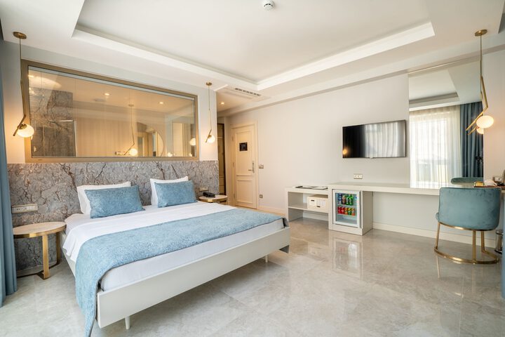 Room 5 of 85