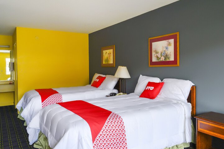 2 Double Beds (9 of 10)