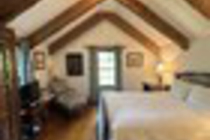 Room 50 of 285