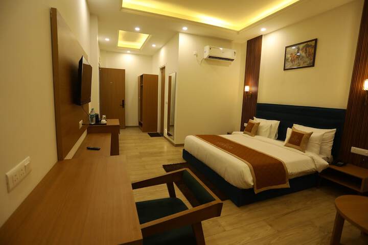 Room 10 of 117