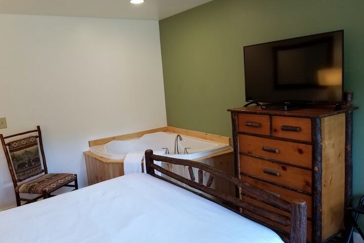 Room 5 of 42