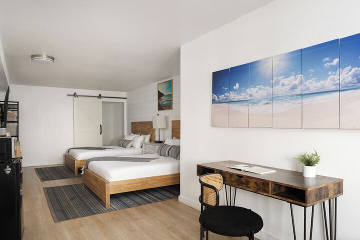 Room 10 of 19