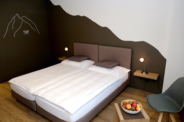 Room 14 of 42
