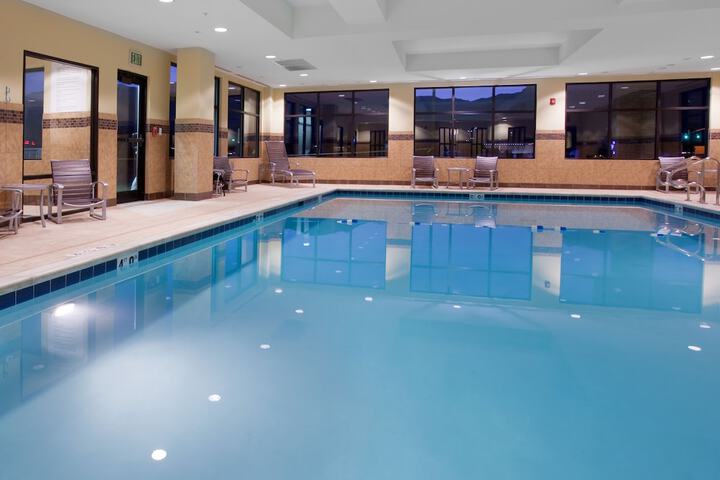 Pool 13 of 33