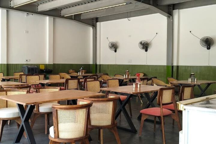 Dining 106 of 117