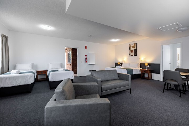 Room 68 of 113