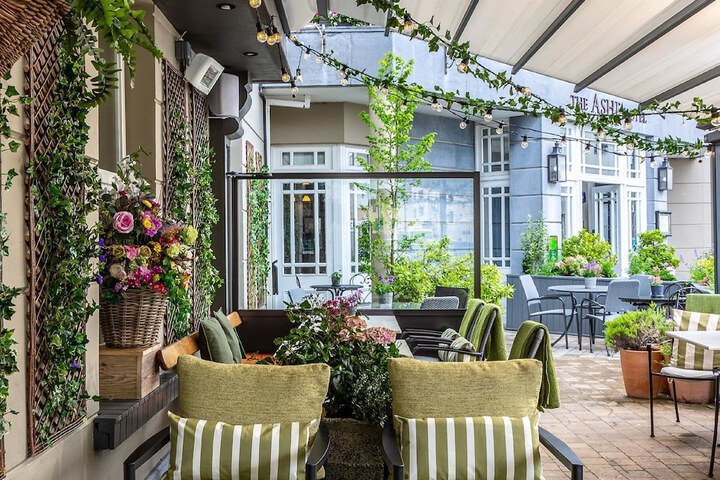 Terrace/Patio 63 of 63