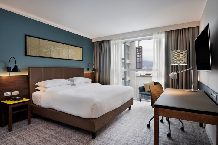 Room 21 of 82