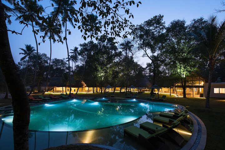 Pools & Facilities