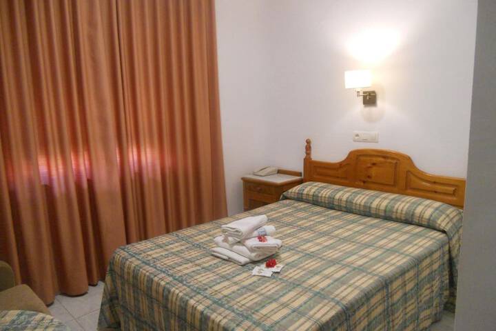 Room 15 of 38