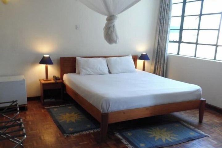 Room 5 of 29