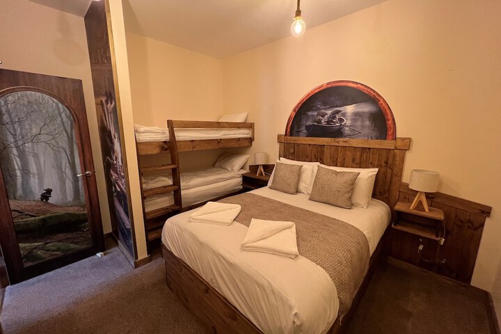 Room 29 of 83