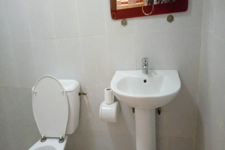 Room 16 of 23