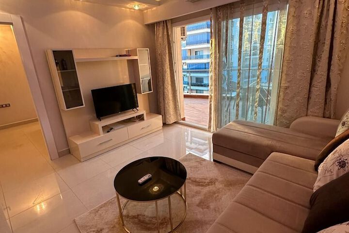 Room 10 of 71