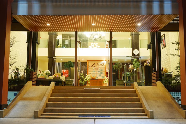 Hotel 49 of 60