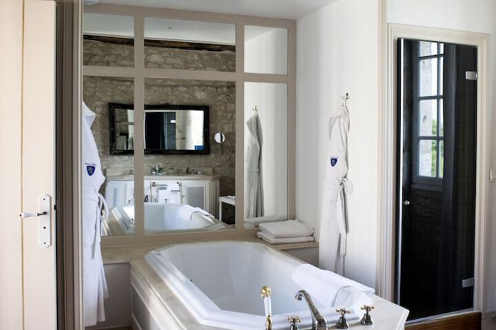 Clean Restrooms