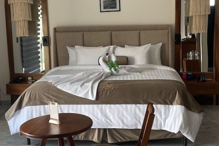Room 5 of 51